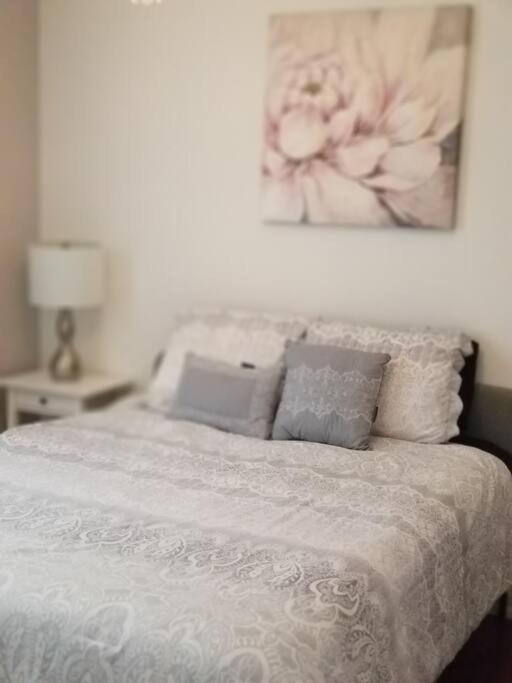 시카고 Nice And Cozy. Sleeps 5. 아파트 외부 사진