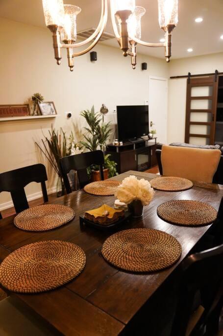 시카고 Nice And Cozy. Sleeps 5. 아파트 외부 사진